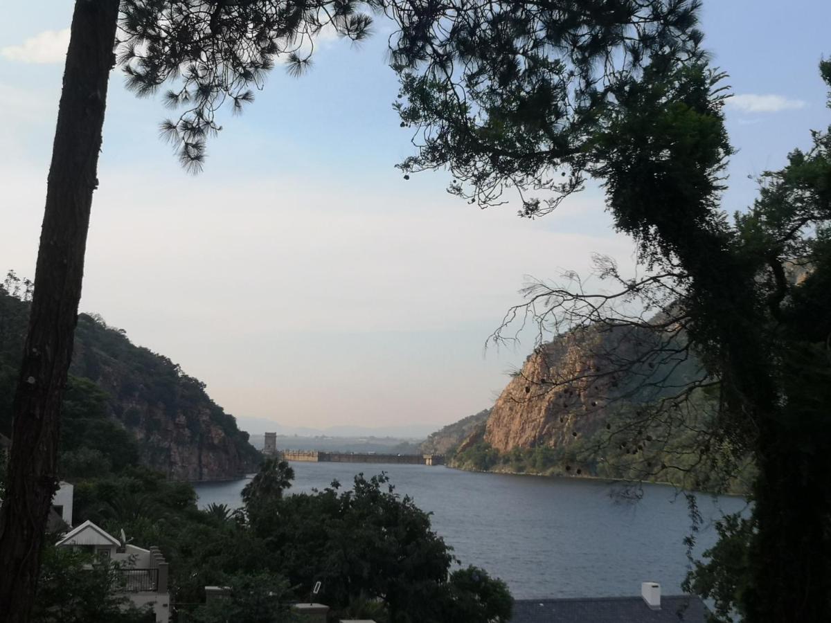 Metsing At Harties Hotel Hartbeespoort Luaran gambar